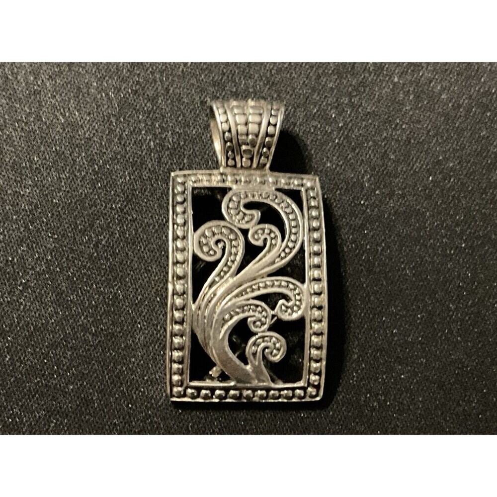 925 Sterling Silver Silpada 10grams Paisley Pendant Retired